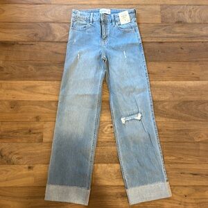 Abercrombie kids NWT light wash jeans 11/12 long
